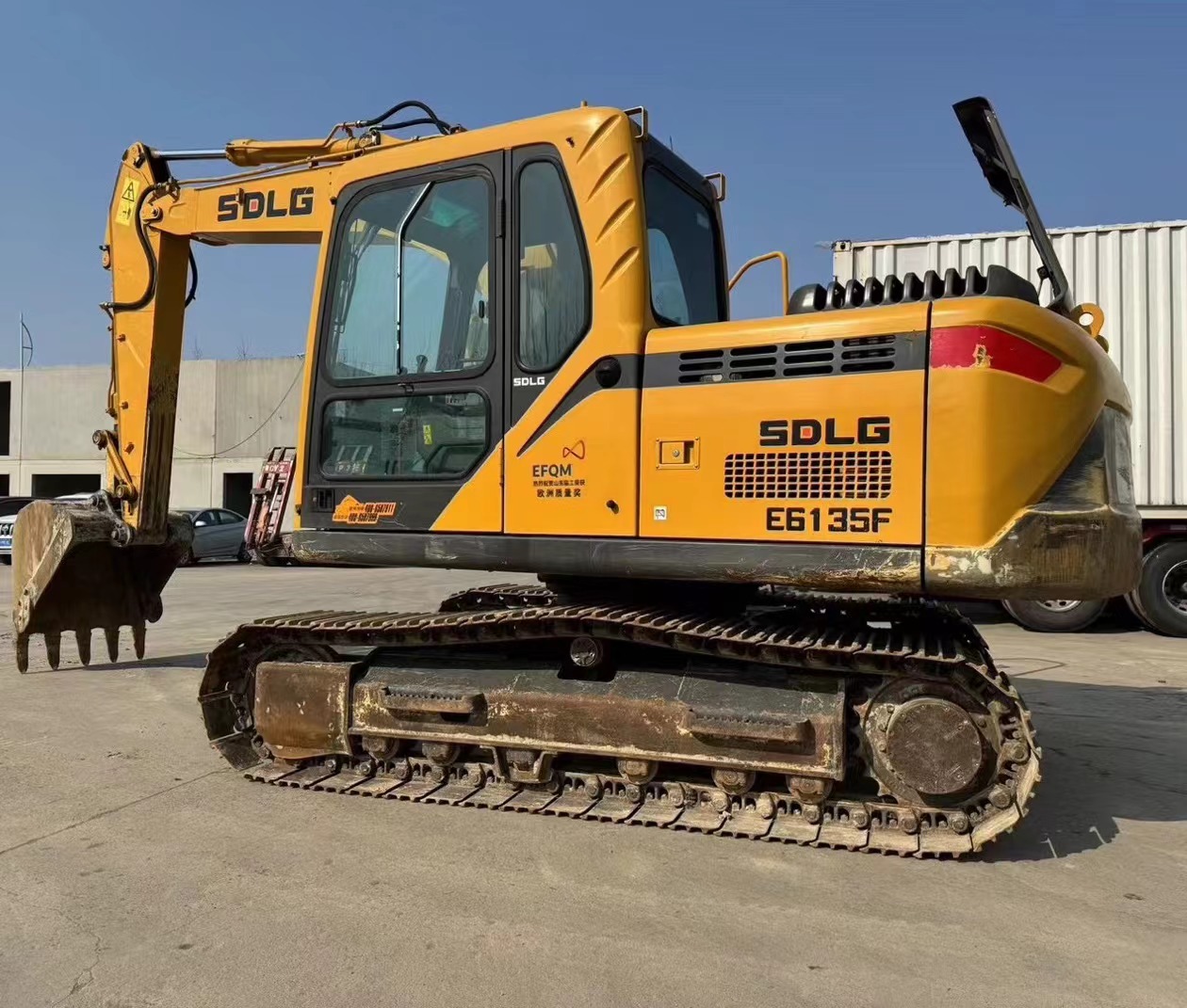 Used Excavator Inspection